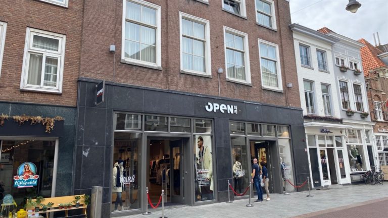 Blijven ik klaag Plasticiteit Open32 opent nieuwe winkel in Den Bosch - Vestigingslocaties.nl